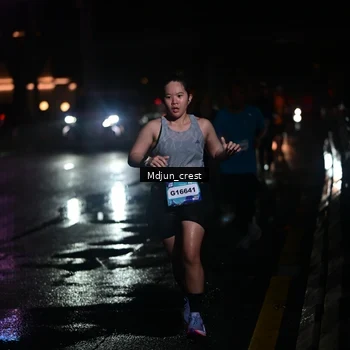 Runner Photo 7845263