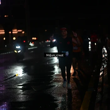 Runner Photo 7845277