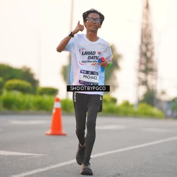 Runner Photo 7845290
