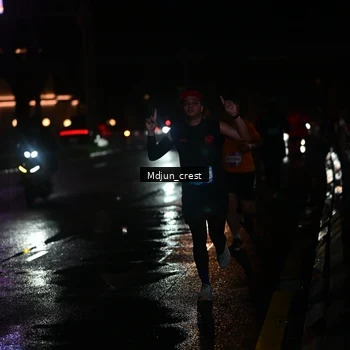 Runner Photo 7845291