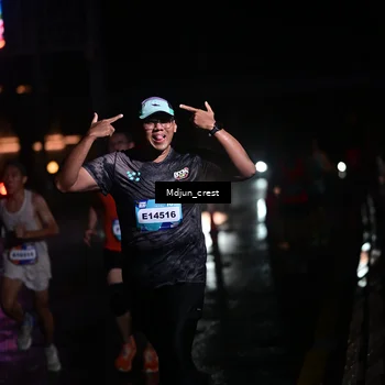 Runner Photo 7845300