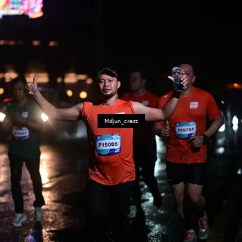 Runner Photo 7845460