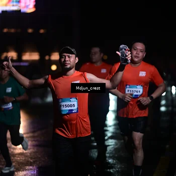 Runner Photo 7845471