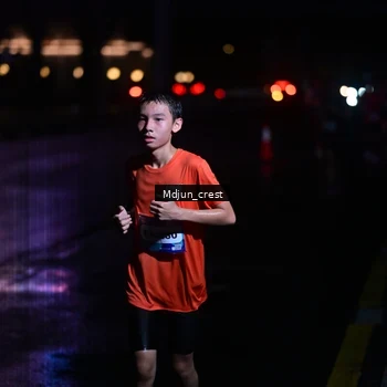 Runner Photo 7845592