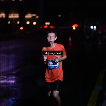 Runner Photo 7845593