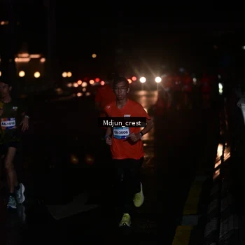 Runner Photo 7845615
