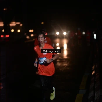 Runner Photo 7845633