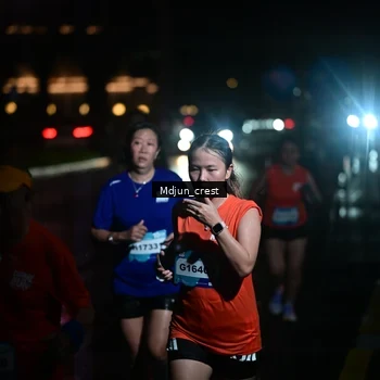 Runner Photo 7845635