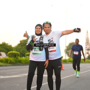 Runner Photo 7845640
