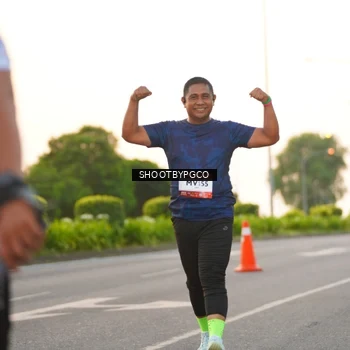 Runner Photo 7845641