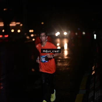 Runner Photo 7845647