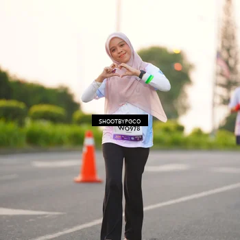 Runner Photo 7845704