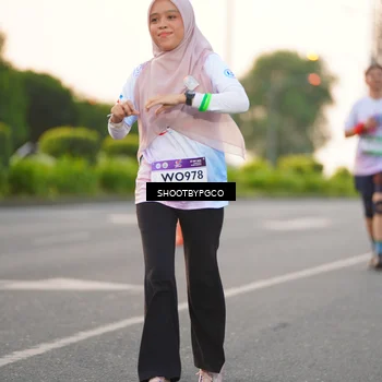 Runner Photo 7845709