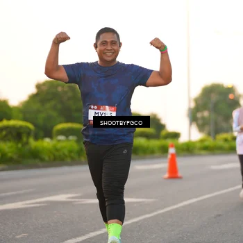 Runner Photo 7845711