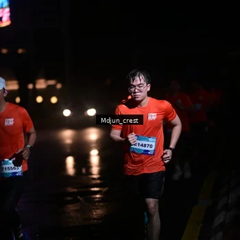 Runner Photo 7845817