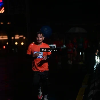 Runner Photo 7845874