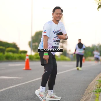 Runner Photo 7845876