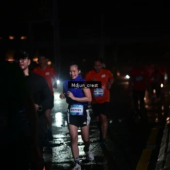 Runner Photo 7845909