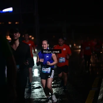 Runner Photo 7845915