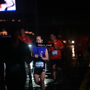 Runner Photo 7845919