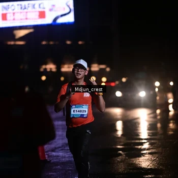 Runner Photo 7845929