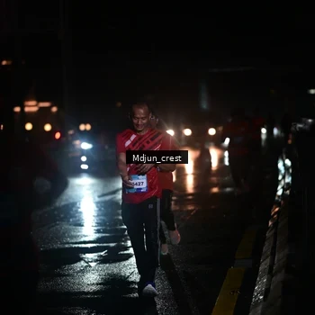 Runner Photo 7845976