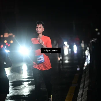 Runner Photo 7846040