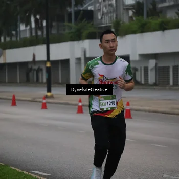Runner Photo 7846140