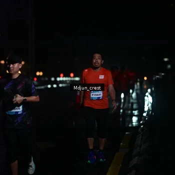 Runner Photo 7846141