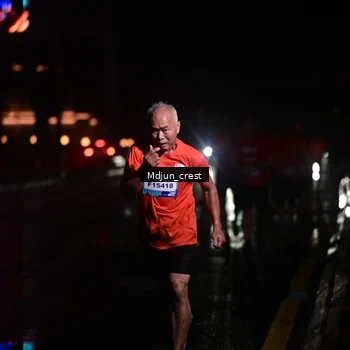 Runner Photo 7846187