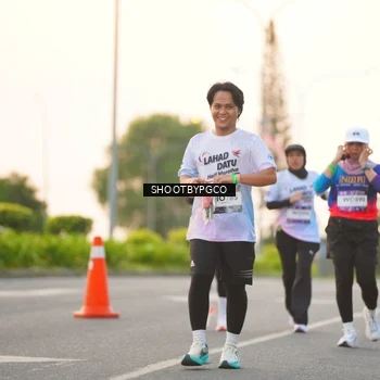Runner Photo 7846200