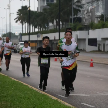 Runner Photo 7846227