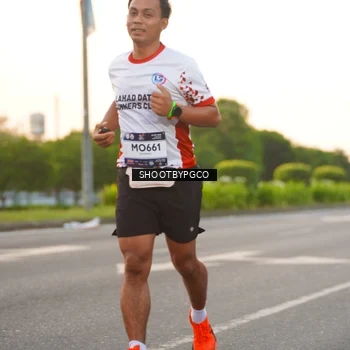 Runner Photo 7846243