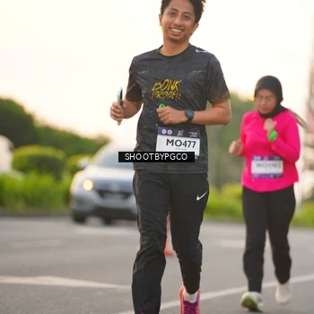 Runner Photo 7846279