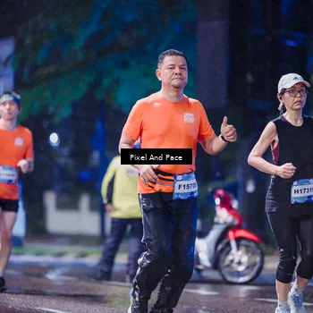 Runner Photo 7846405