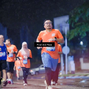 Runner Photo 7846434