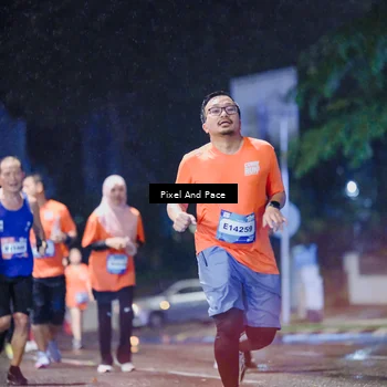 Runner Photo 7846435