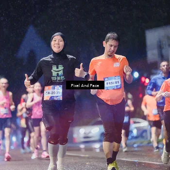 Runner Photo 7846493