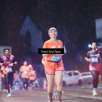 Runner Photo 7846573