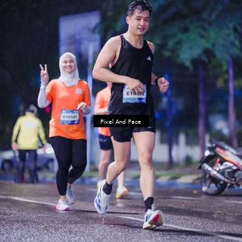 Runner Photo 7846875