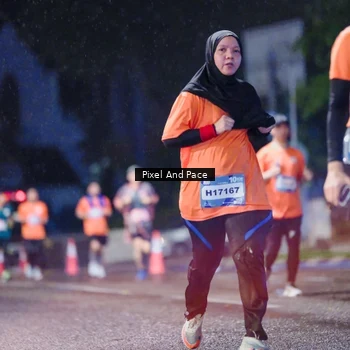 Runner Photo 7847037