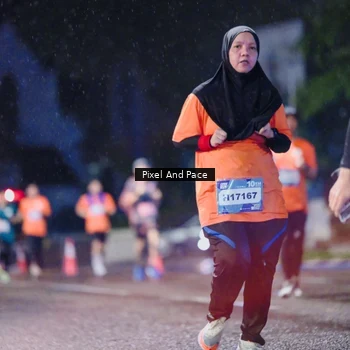 Runner Photo 7847038