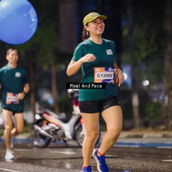 Runner Photo 7847051