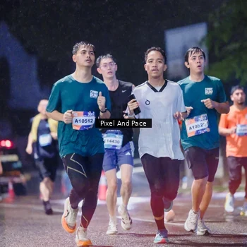 Runner Photo 7847073