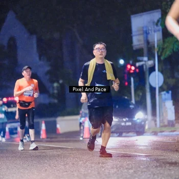 Runner Photo 7847078