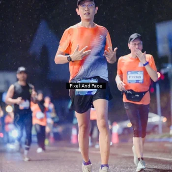 Runner Photo 7847093