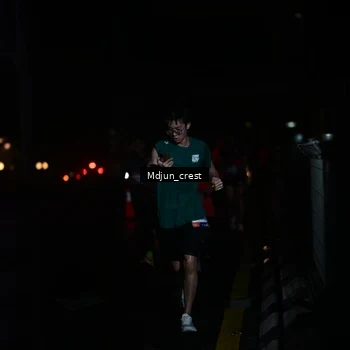 Runner Photo 7847121