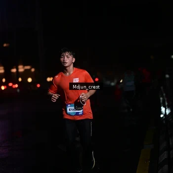 Runner Photo 7847168