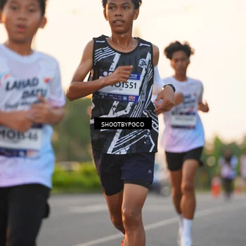 Runner Photo 7847308