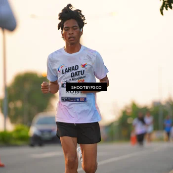 Runner Photo 7847342